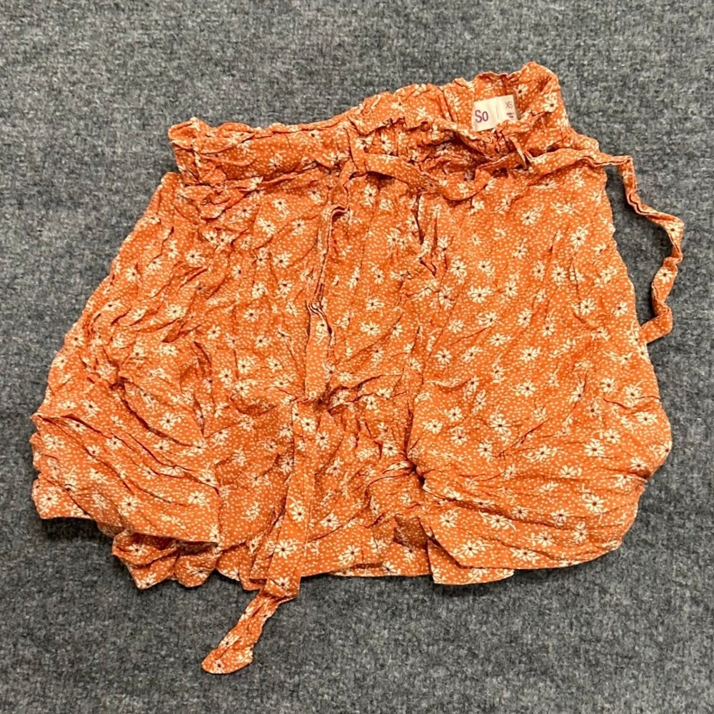 So Shorts Womens Size XS Orange Floral Paperbag Waist Casual Summer Pull On